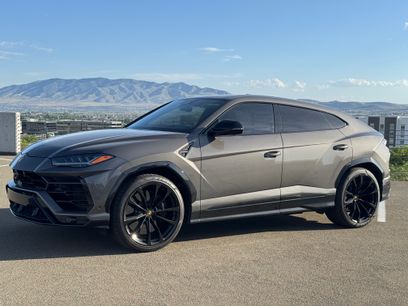 Used 2022 Lamborghini Urus