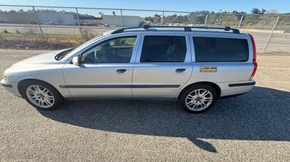 Used 2004 Volvo V70 2.5T