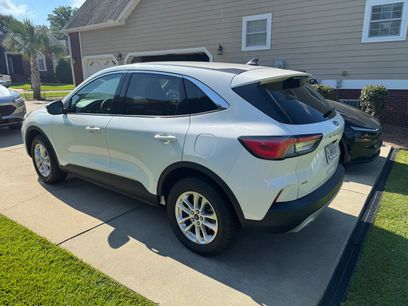 Used 2022 Ford Escape SE