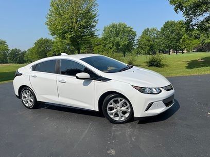 Used 2017 Chevrolet Volt Premier w/ Driver Confidence II Package