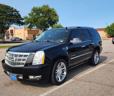 Used 2011 Cadillac Escalade Platinum