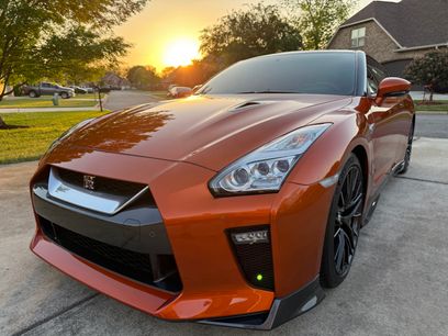 Used 2017 Nissan GT-R Premium