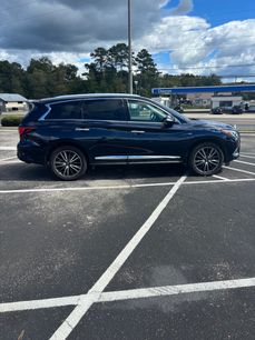 Used 2019 INFINITI QX60 Luxe w/ Sensory Package