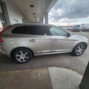 Used 2015 Volvo XC60 T6 Platinum