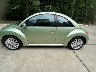 Used 2008 Volkswagen Beetle SE