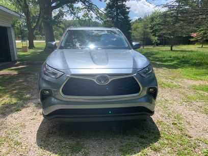 Used 2020 Toyota Highlander XLE