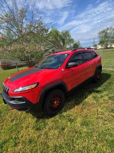 Used 2017 Jeep Cherokee Trailhawk w/ Cold Weather Group
