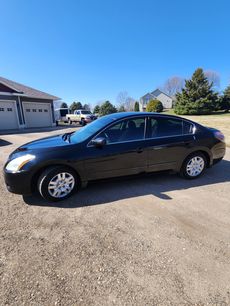Used 2010 Nissan Altima 2.5 S