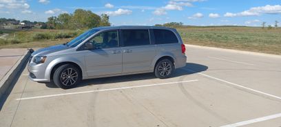 Used 2015 Dodge Grand Caravan SE w/ Quick Order Package 29E SE