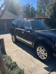 Used 2012 Lincoln Navigator 4WD