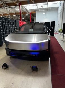 Used 2024 Tesla Cybertruck AWD Crew Cab