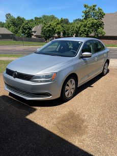 Used 2011 Volkswagen Jetta SE