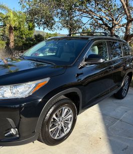 Used 2018 Toyota Highlander XLE