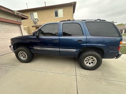 Used 2002 GMC Yukon SLE