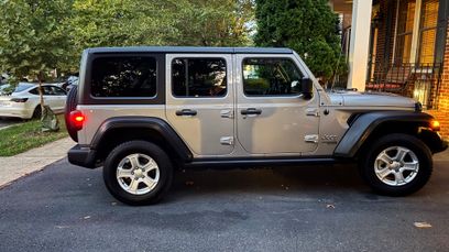 Used 2021 Jeep Wrangler Unlimited Sport