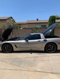Used 2001 Chevrolet Corvette Coupe w/ Preferred Equipment Group2