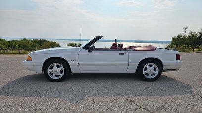 Used 1992 Ford Mustang LX