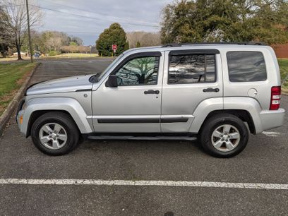 Used 2010 Jeep Liberty Sport w/ Popular Equipment Group