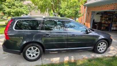Used 2010 Volvo V70