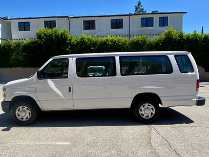 Used 2013 Ford E-350 and Econoline 350 XL w/ PWR Windows & Locks Group