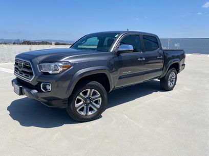 Used 2016 Toyota Tacoma Limited