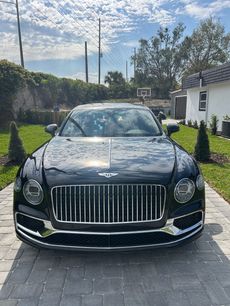 Used 2023 Bentley Flying Spur V8