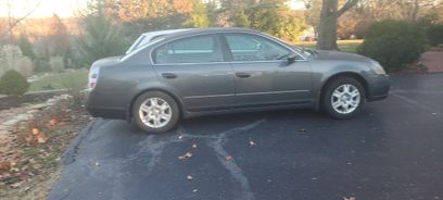 Used 2005 Nissan Altima 2.5 S w/ (S02) Side Airbags Pkg