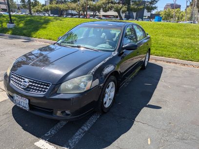 Used 2005 Nissan Altima 2.5 S w/ (H01) Premium Convenience Pkg