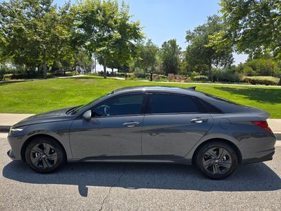Used 2023 Hyundai Elantra Blue