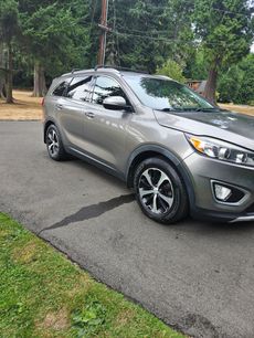 Used 2017 Kia Sorento EX