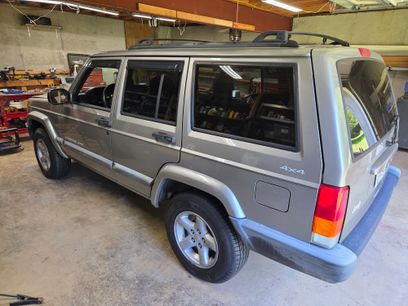 Used 2001 Jeep Cherokee Sport