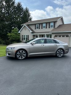 Used 2018 Lincoln MKZ Reserve w/ Technology Package