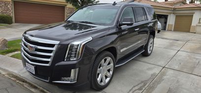 Used 2016 Cadillac Escalade Luxury
