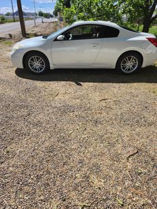 Used 2008 Nissan Altima 3.5 SE w/ Premium Pkg
