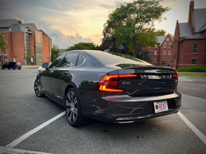 Used 2023 Volvo S90 B6 Ultimate w/ Lounge Package
