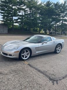 Used 2005 Chevrolet Corvette Coupe w/ Preferred Equipment Group