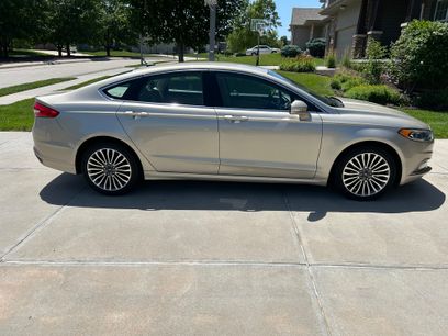 Used 2017 Ford Fusion SE w/ Fusion SE Technology Package
