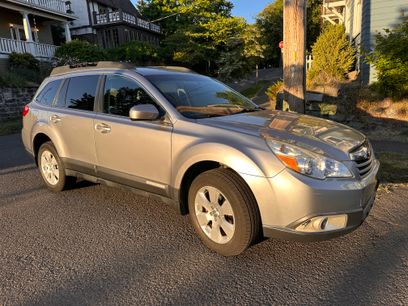 Used 2011 Subaru Outback 2.5i Premium w/ All-Weather Pkg