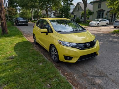Used 2017 Honda Fit EX