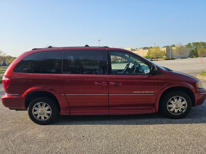 Used 2006 Chrysler Town & Country Limited w/ Trailer Tow Prep Group