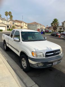 Used 2000 Toyota Tundra SR5
