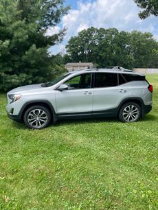 Used 2019 GMC Terrain SLT w/ Preferred Package