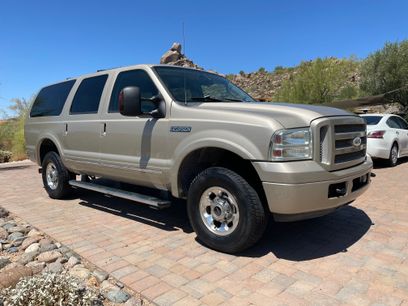 Used 2005 Ford Excursion Limited