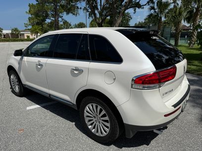 Used 2011 Lincoln MKX 2WD w/ Wood Pkg