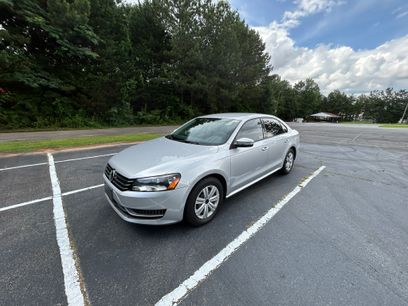 Used 2015 Volkswagen Passat 1.8T S