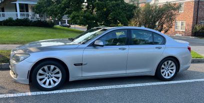 Used 2010 BMW 750i xDrive