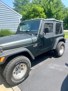 Used 2000 Jeep Wrangler Sport