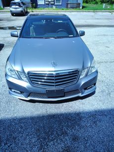 Used 2010 Mercedes-Benz E 350 4MATIC Sedan