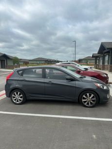 Used 2012 Hyundai Accent SE