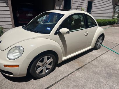Used 2006 Volkswagen Beetle TDI Coupe w/ Package 1